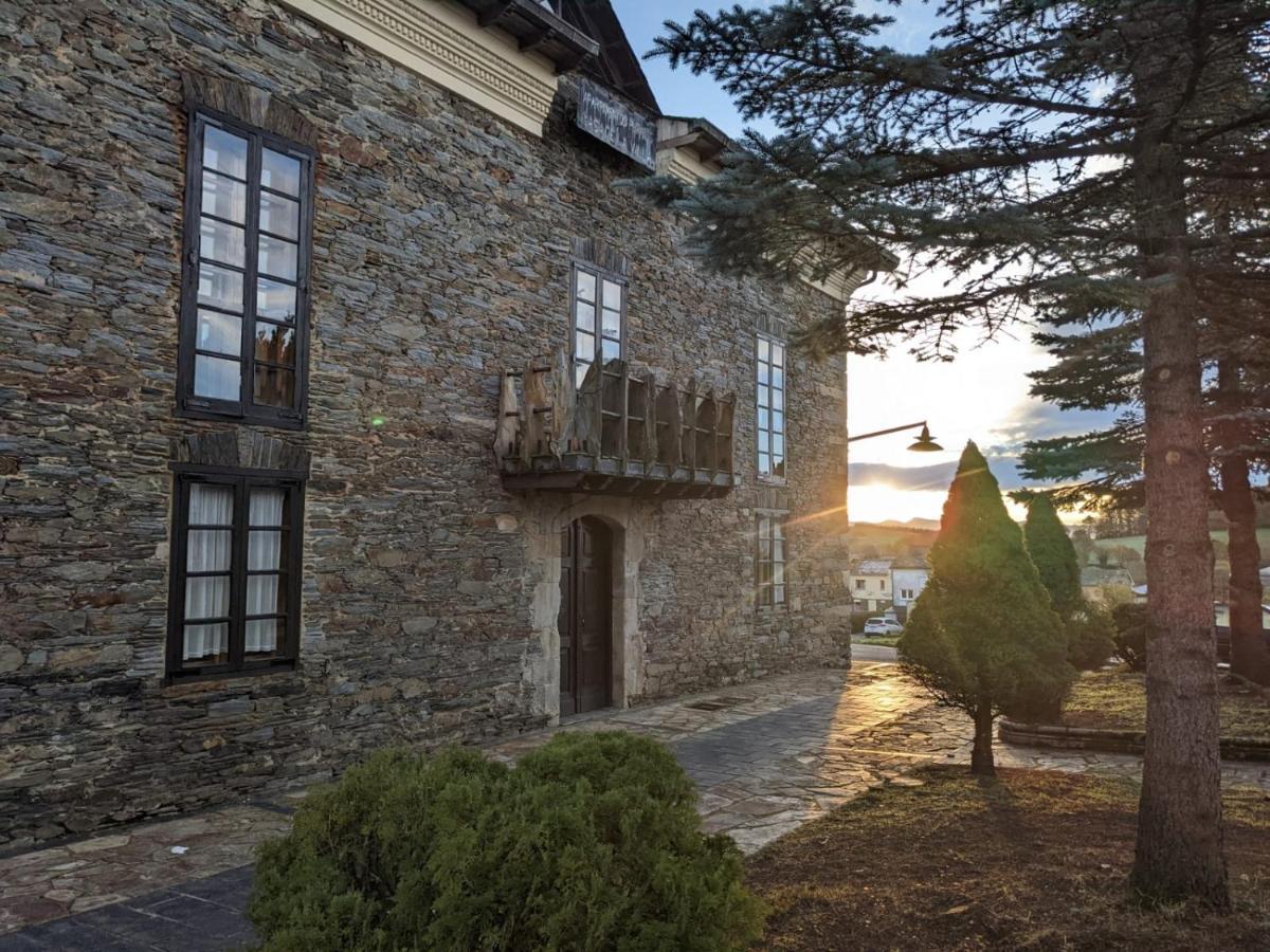 Ahio San Martin, Apartamentos Rurales Casa De La Villa San Martin de Oscos ภายนอก รูปภาพ